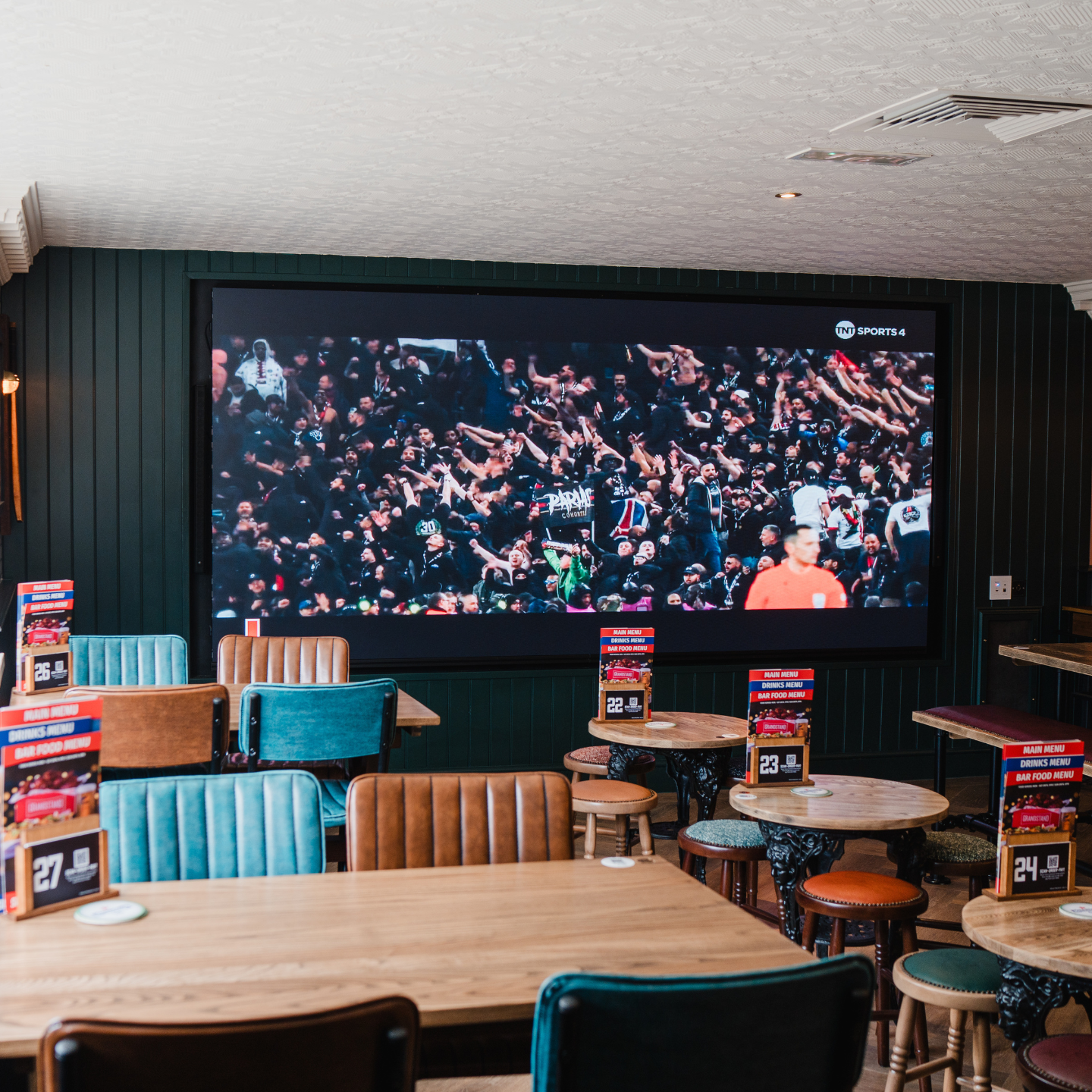 STADIUM-SIZED SCREEN